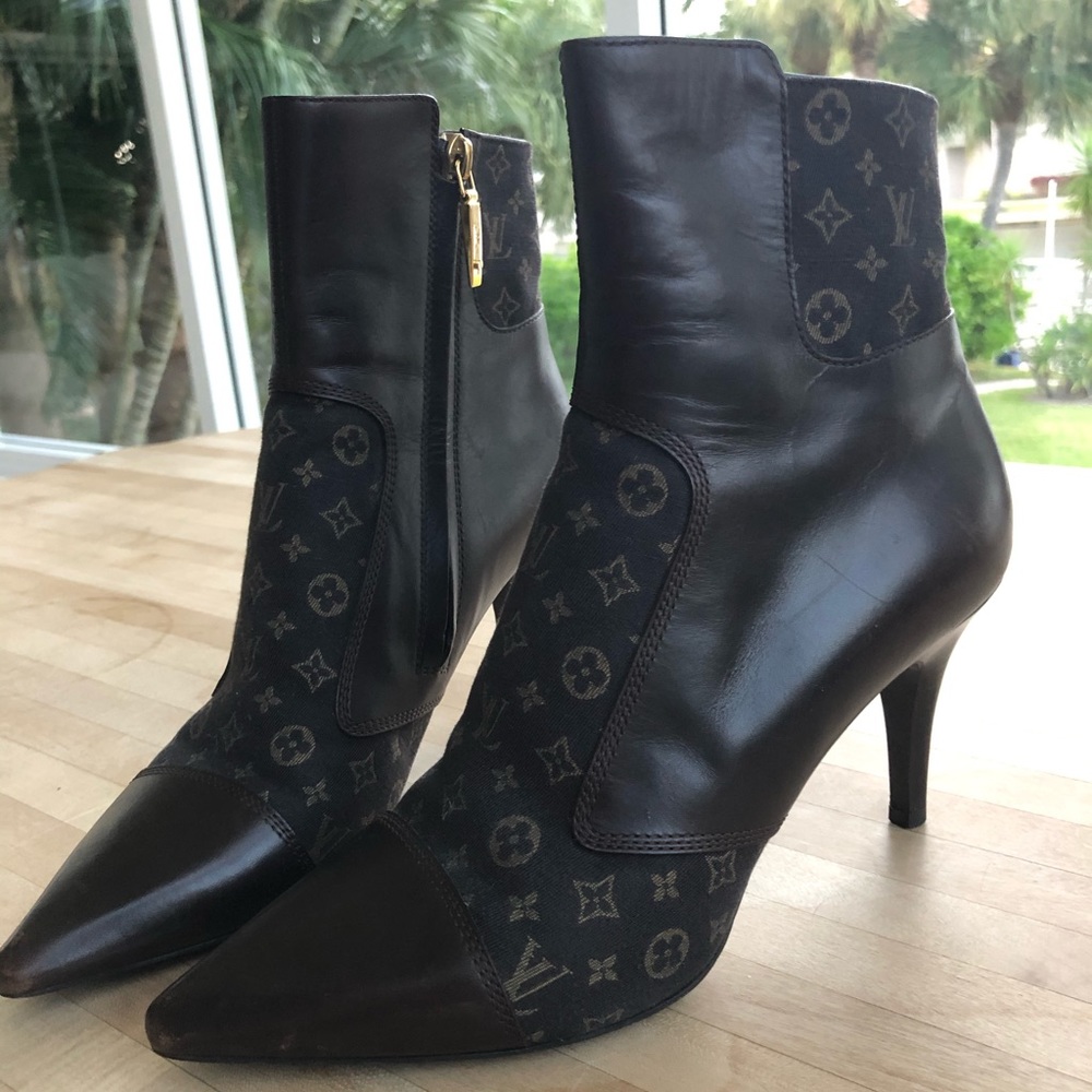 Authentic Louis Vuitton boots